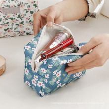 Polyester Quality Girl Pouch Makeup Cosmetic Bags 2021 New Fashion Travel Cosmetic Bag for Women